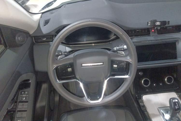 Used Land Rover Range Evoque 2021 Range Rover Velar 249 PS R-Dynamic S Performance Edition Steering Wheel