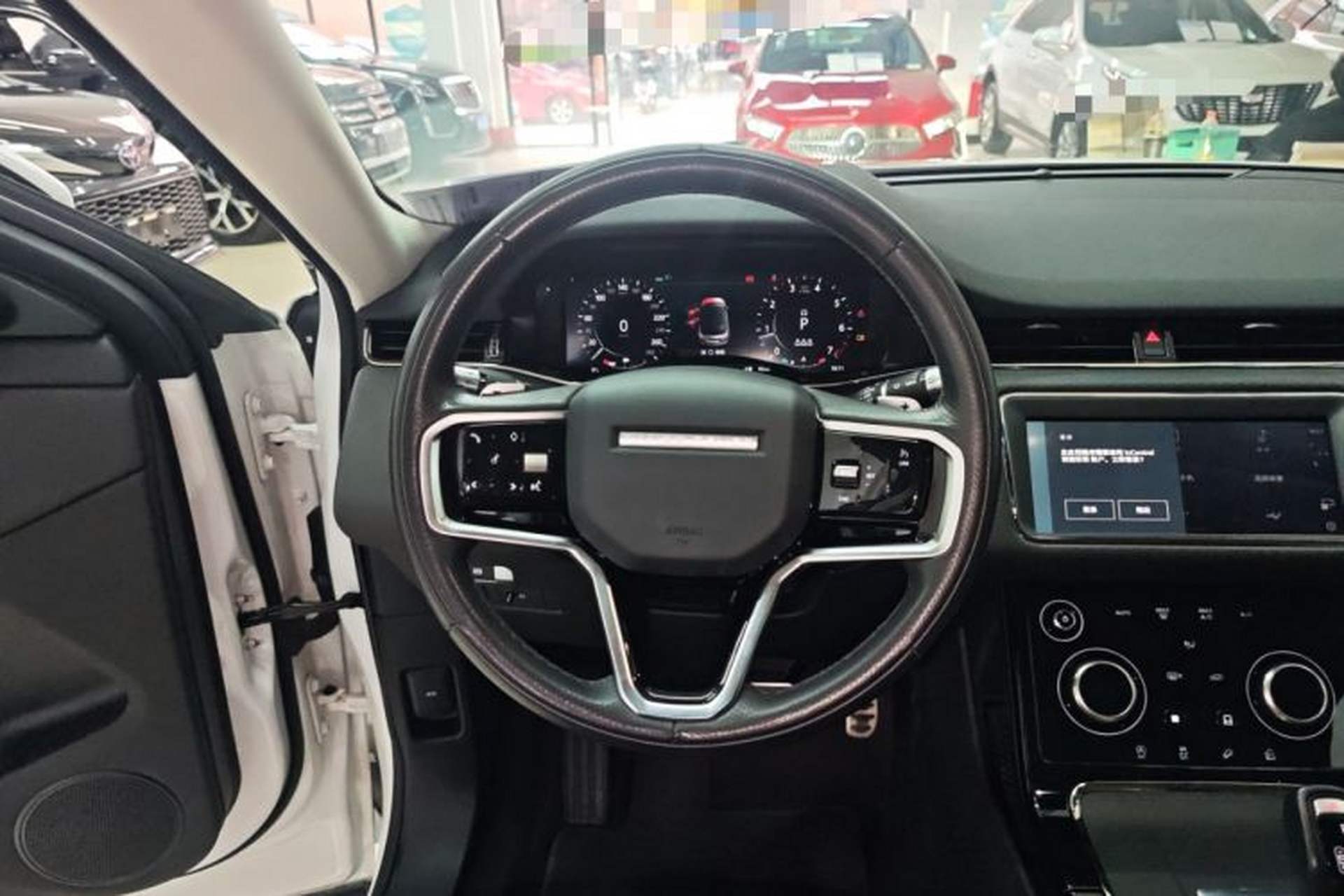 Used Land Rover Range Evoque 2021 Range Rover Evoque 200 PS R-Dynamic Standard Elite Edition Steering Wheel