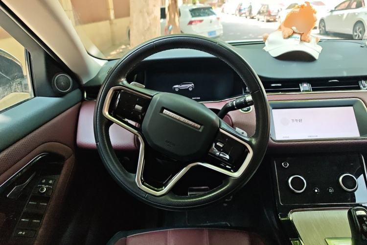 Used Land Rover Range Evoque 2021 Range Rover Velar 249 PS R-Dynamic S Performance Edition Steering Wheel