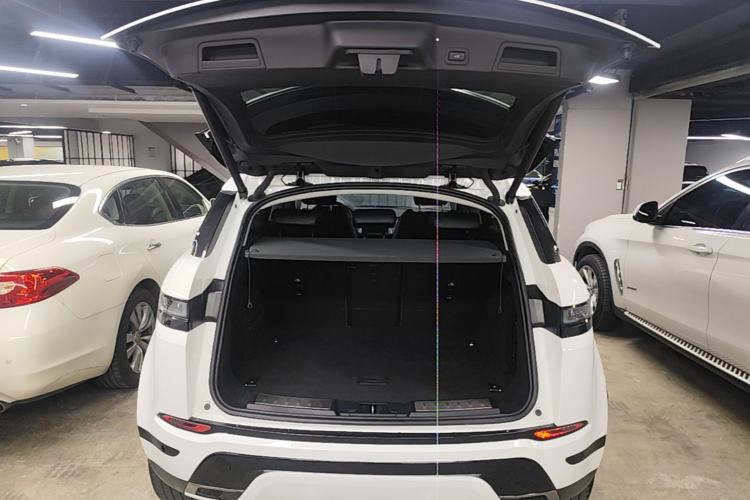 Used Land Rover Range Evoque 2021 Range Rover Velar L 249PS R-Dynamic First Edition Trunk