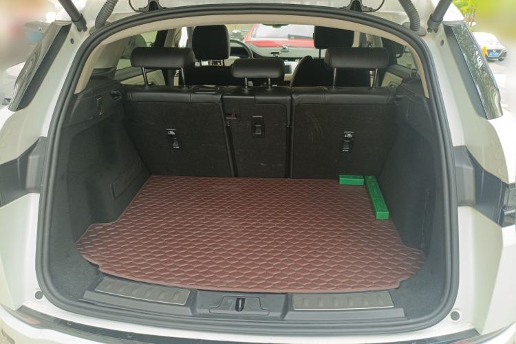 Used Land Rover Range Evoque 2021 Range Rover Velar 249 PS R-Dynamic S Performance Edition Trunk