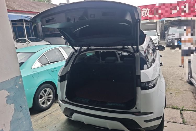 Used Land Rover Range Evoque 2021 Range Rover Velar 249 PS R-Dynamic HSE Luxury Edition Trunk