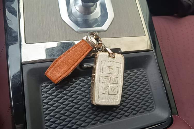 Used Land Rover Range Evoque 2021 Range Rover Velar 249 PS R-Dynamic HSE Luxury Edition Vehicle Key