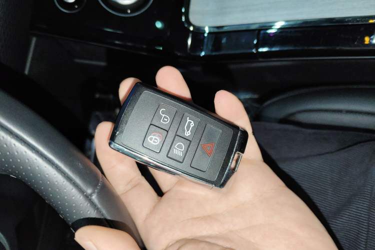 Used Land Rover Range Evoque 2021 Range Rover Velar L 249PS R-Dynamic First Edition Vehicle Key