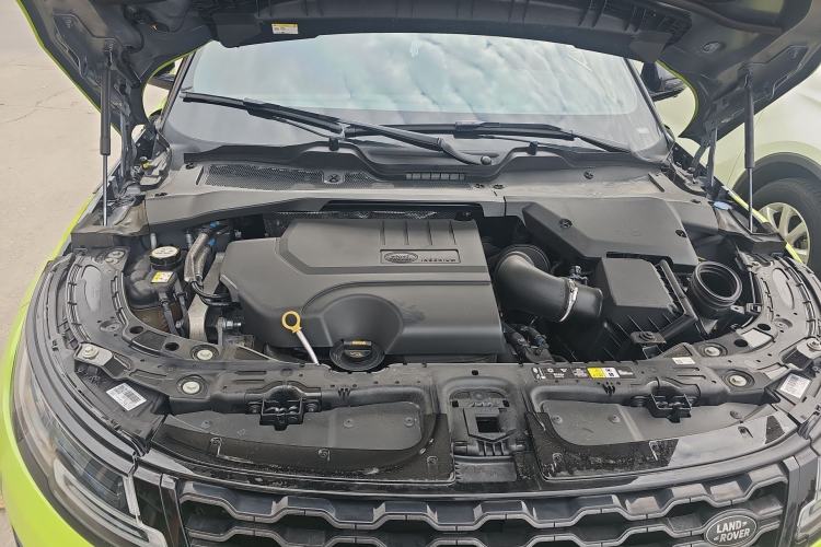Used Land Rover Range Evoque 2021 Range Rover Velar 249 PS R-Dynamic S Performance Edition Engine Bay