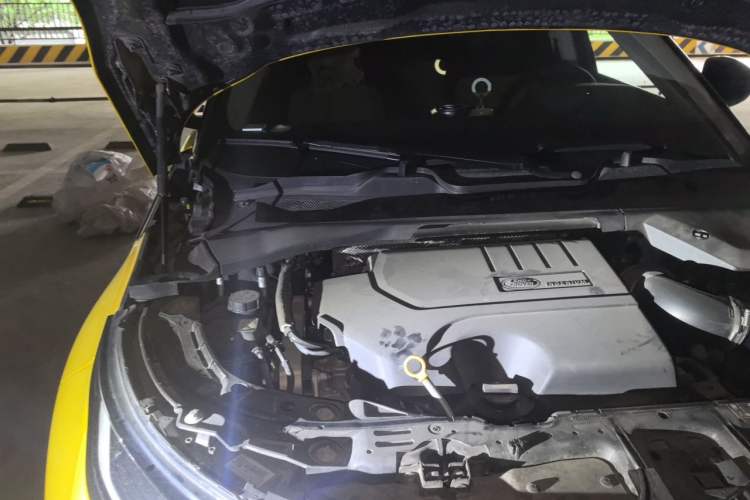 Used Land Rover Range Evoque 2021 Range Rover Velar L 249PS R-Dynamic First Edition Engine Bay Right