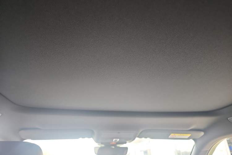 Used Land Rover Range Evoque 2021 Range Rover Velar 249 PS R-Dynamic S Performance Edition Headliner