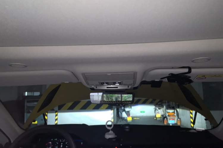 Used Land Rover Range Evoque 2021 Range Rover Velar L 249PS R-Dynamic First Edition Headliner