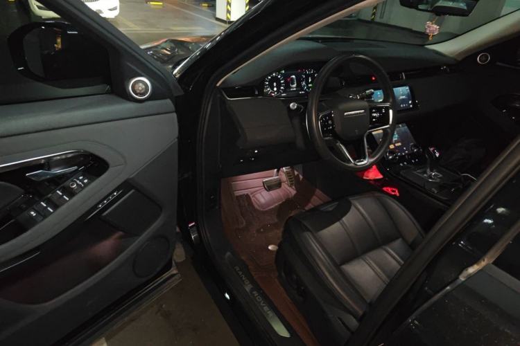 Used Land Rover Range Evoque 2022 Aurora L 249 PS R-Dynamic Collins Antique Bronze Special Edition Driver Seat