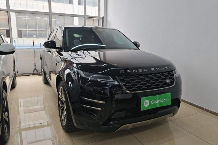 Used Land Rover Range Evoque 2022 Facelifted Aurora L 249 PS R-Dynamic Luxury Edition Front Right 45 Deg