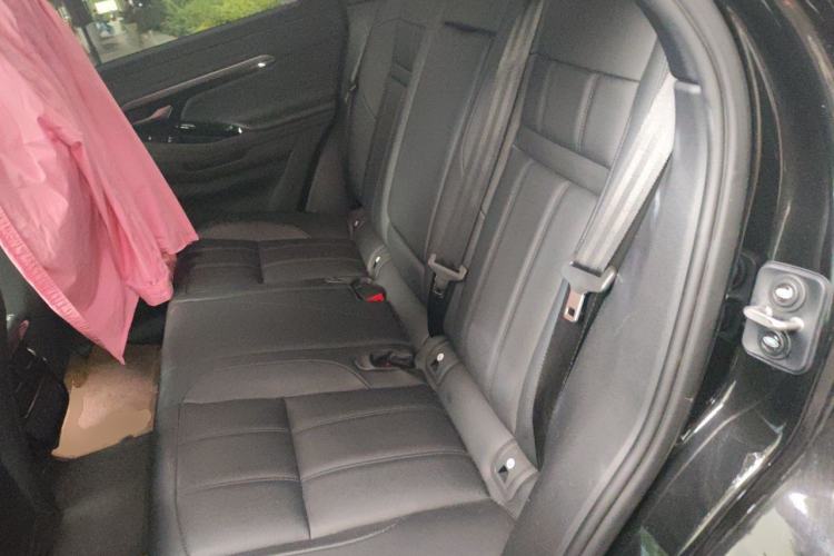 Used Land Rover Range Evoque 2022 Aurora L 249 PS R-Dynamic Luxury Edition Left Rear Seat