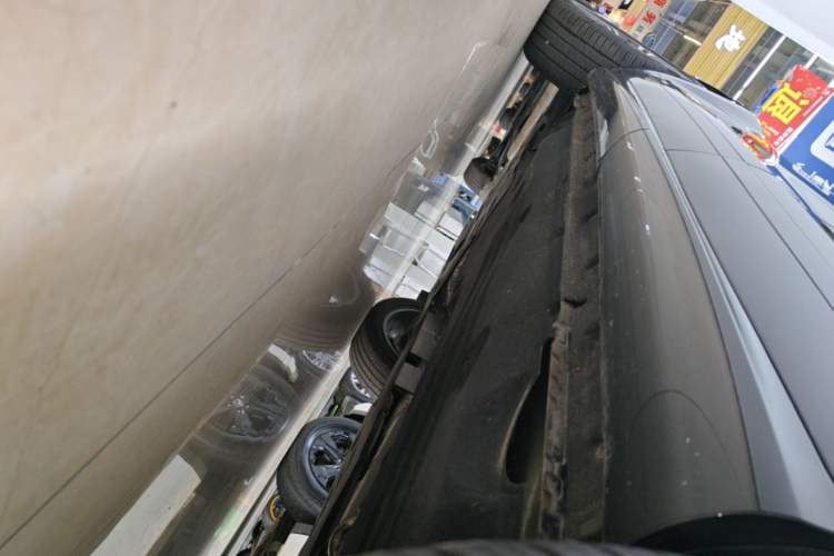 Used Land Rover Range Evoque 2022 Facelifted Aurora L 249 PS R-Dynamic Luxury Edition Left Side Sill