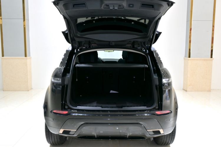 Used Land Rover Range Evoque 2022 Aurora L 249 PS R-Dynamic Collins Antique Bronze Special Edition Trunk