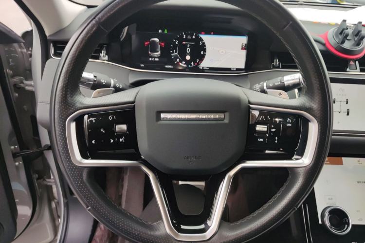 Used Land Rover Range Evoque 2022 Aurora L 249 PS R-Dynamic Luxury Edition Steering Wheel
