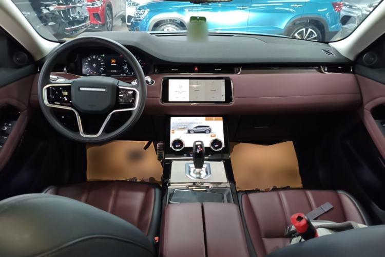 Used Land Rover Range Evoque 2022 Facelifted Aurora L 249 PS R-Dynamic Luxury Edition Center Console