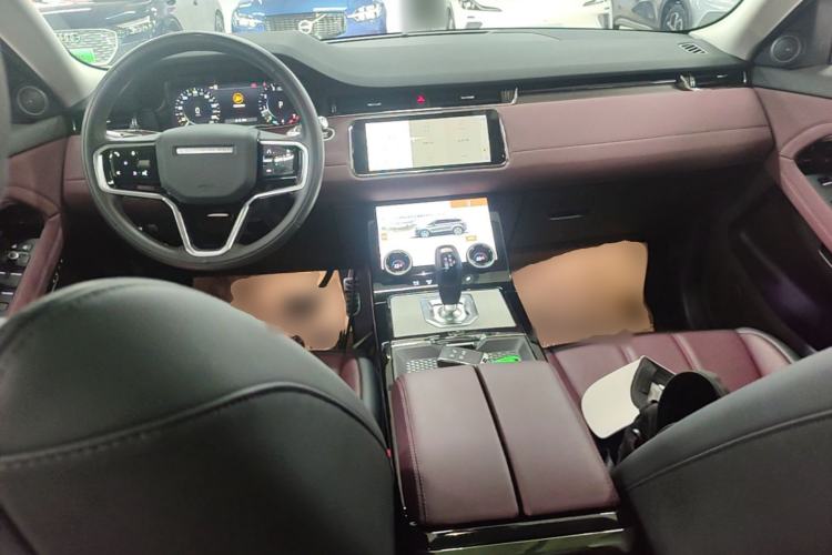 Used Land Rover Range Evoque 2022 Facelifted Aurora L 249 PS R-Dynamic Luxury Edition Center Console