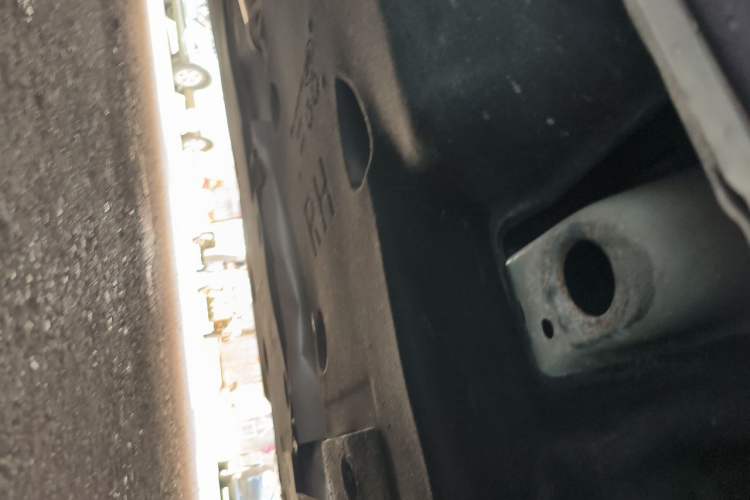 Used Land Rover Range Evoque 2022 Aurora L 249 PS R-Dynamic Collins Antique Bronze Special Edition Chassis Front Right