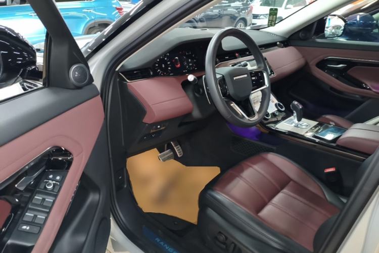 Used Land Rover Range Evoque 2022 Facelifted Aurora L 249 PS R-Dynamic Luxury Edition Driver Seat