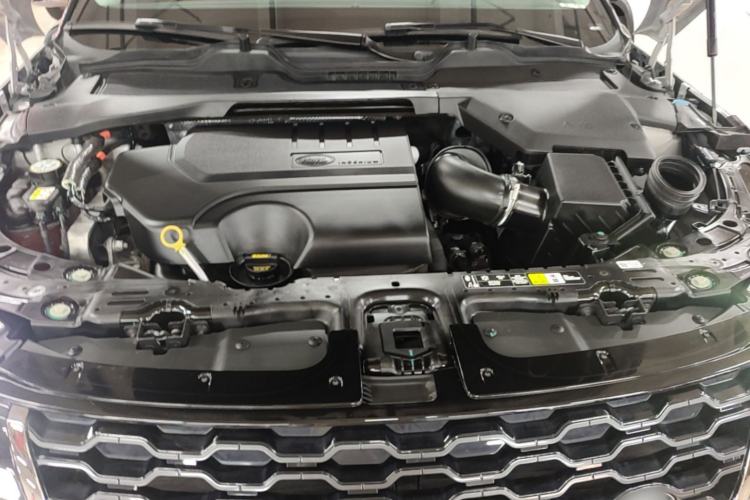 Used Land Rover Range Evoque 2022 Facelifted Aurora L 249 PS R-Dynamic Luxury Edition Engine Bay