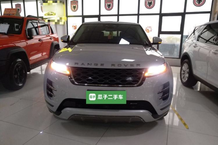 Used Land Rover Range Evoque 2022 Aurora L 249 PS R-Dynamic Luxury Edition Front