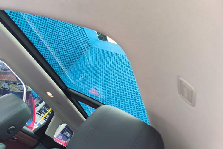 Used Land Rover Range Evoque 2022 Facelifted Aurora L 249 PS R-Dynamic Luxury Edition Headliner
