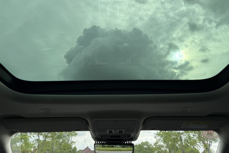 Used Land Rover Range Evoque 2022 Aurora L 249 PS R-Dynamic Luxury Edition Headliner