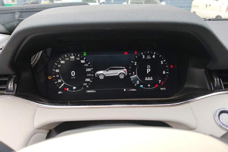 Used Land Rover Range Evoque 2022 Facelifted Aurora L 249 PS R-Dynamic Luxury Edition Instrument Cluster
