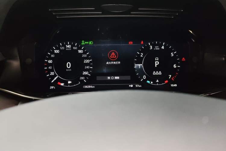 Used Land Rover Range Evoque 2022 Facelifted Aurora L 249 PS R-Dynamic Luxury Edition Instrument Cluster