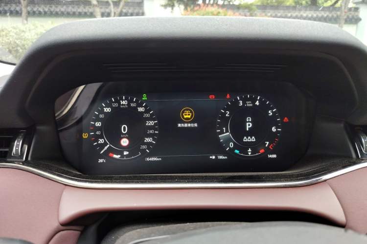 Used Land Rover Range Evoque 2022 Aurora L 249 PS R-Dynamic Luxury Edition Instrument Cluster