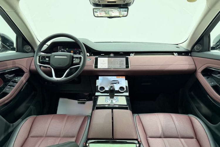 Used Land Rover Range Evoque 2022 Facelifted Aurora L 249 PS R-Dynamic Luxury Edition Interior 4