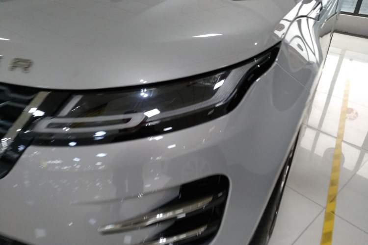 Used Land Rover Range Evoque 2022 Aurora L 249 PS R-Dynamic Luxury Edition Left Front Headlight