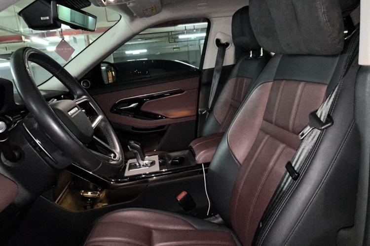 Used Land Rover Range Evoque 2022 Aurora L 249 PS R-Dynamic Luxury Edition Left Front Seat