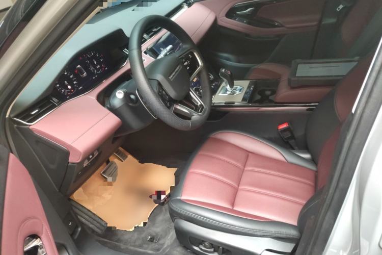 Used Land Rover Range Evoque 2022 Facelifted Aurora L 249 PS R-Dynamic Luxury Edition Left Front Seat