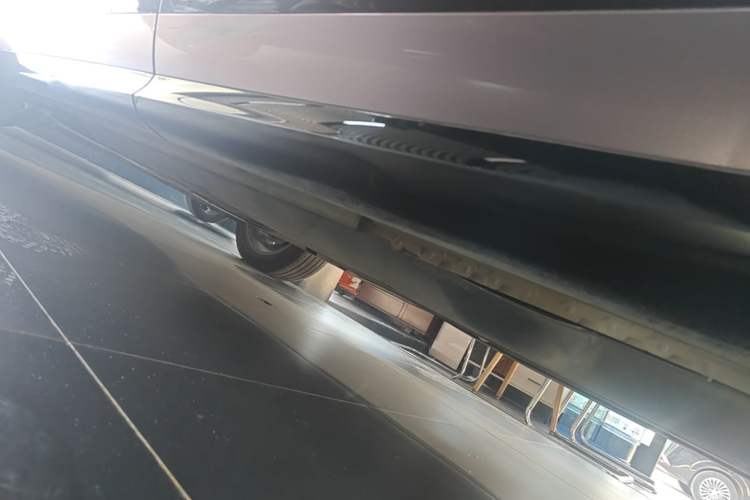 Used Land Rover Range Evoque 2022 Facelifted Aurora L 249 PS R-Dynamic Luxury Edition Left Side Sill