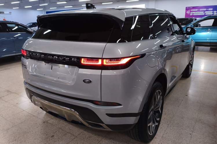 Used Land Rover Range Evoque 2022 Facelifted Aurora L 249 PS R-Dynamic Luxury Edition Rear Right 45 Deg