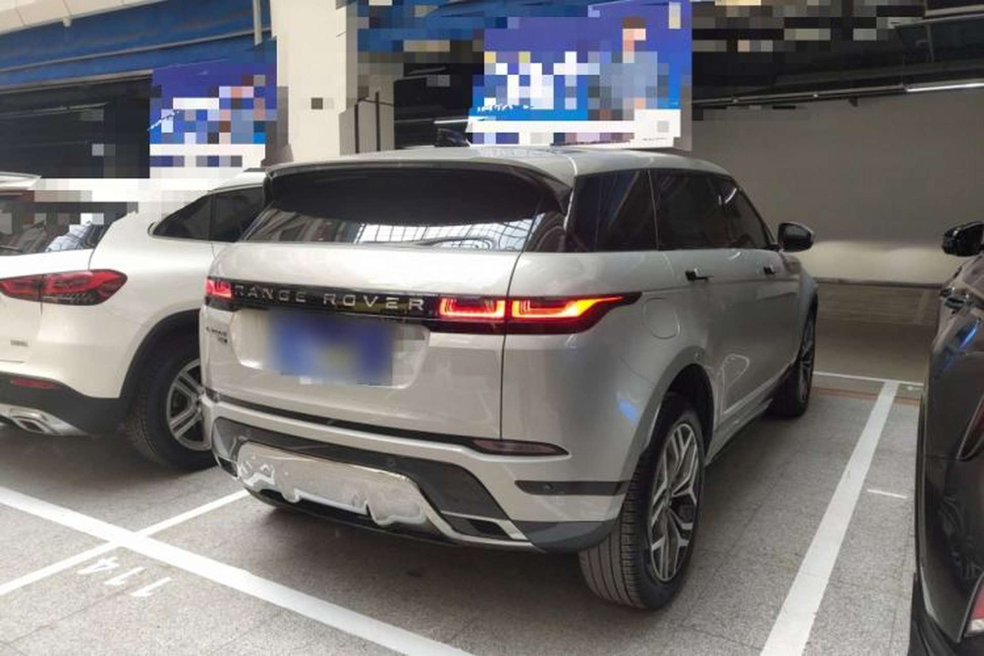 Used Land Rover Range Evoque 2022 Facelifted Aurora L 249 PS R-Dynamic Luxury Edition Rear Right 45 Deg