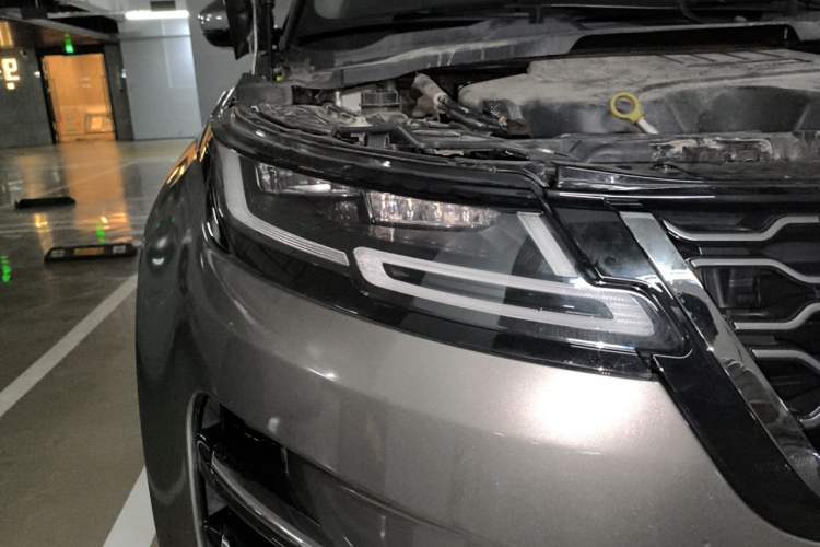 Used Land Rover Range Evoque 2022 Aurora L 249 PS R-Dynamic Luxury Edition Right Front Headlight