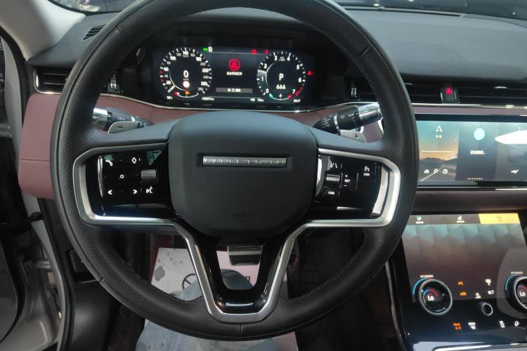 Used Land Rover Range Evoque 2022 Facelifted Aurora L 249 PS R-Dynamic Luxury Edition Steering Wheel