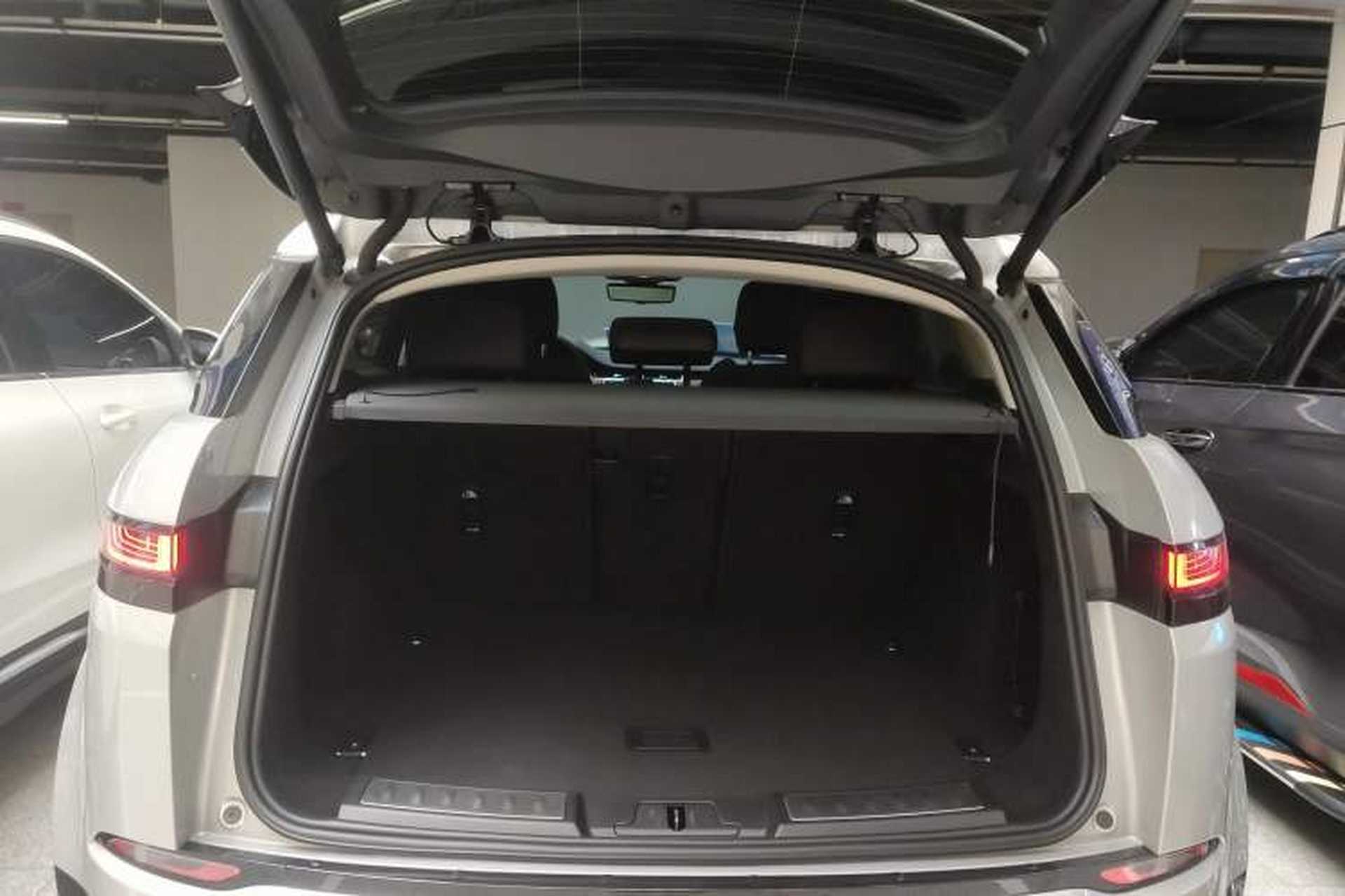 Used Land Rover Range Evoque 2022 Facelifted Aurora L 249 PS R-Dynamic Luxury Edition Trunk