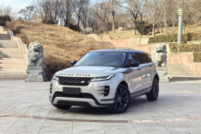 Used Land Rover Range Evoque 2022 Aurora L 249 PS R-Dynamic Collins Antique Bronze Special Edition