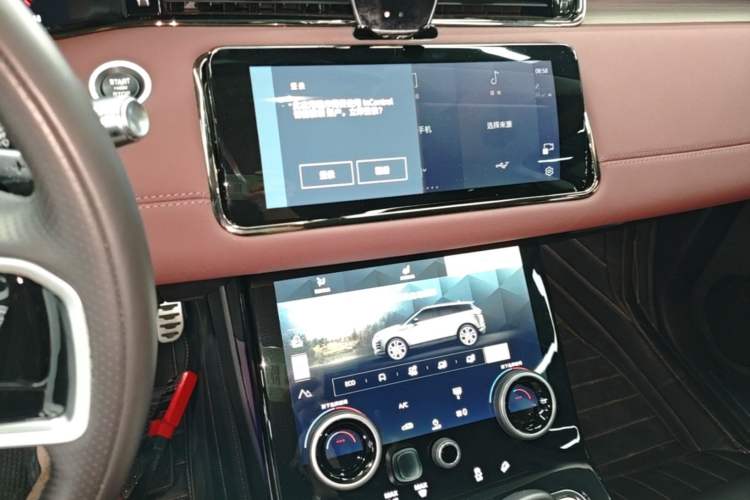 Used Land Rover Range Evoque 2022 Facelifted Aurora L 249 PS R-Dynamic Luxury Edition Audio And AC Panel
