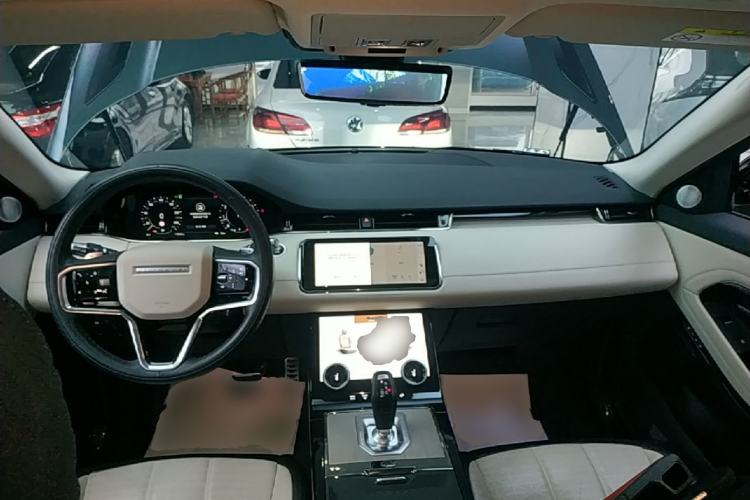 Used Land Rover Range Evoque 2022 Range Rover L 249 PS R-Dynamic HSE Luxury Edition Center Console