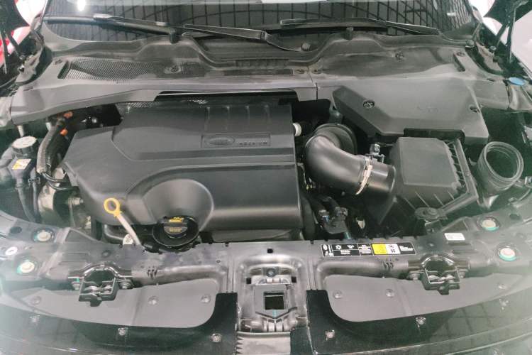 Used Land Rover Range Evoque 2022 Facelifted Aurora L 249 PS R-Dynamic Luxury Edition Engine Bay