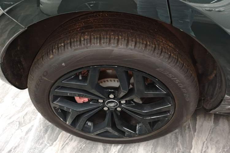 Used Land Rover Range Evoque 2022 Facelifted Aurora L 249 PS R-Dynamic Luxury Edition Exterior 5
