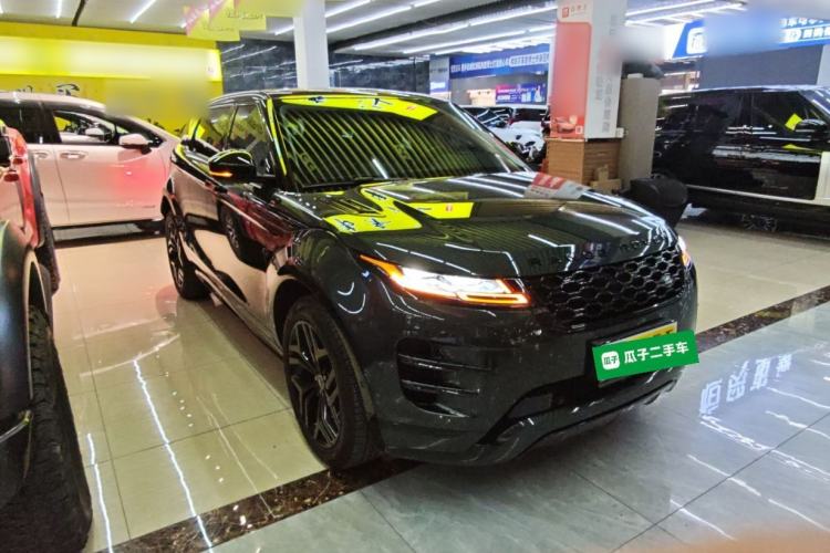 Used Land Rover Range Evoque 2022 Range Rover L 249 PS R-Dynamic HSE Luxury Edition Front Right 45 Deg