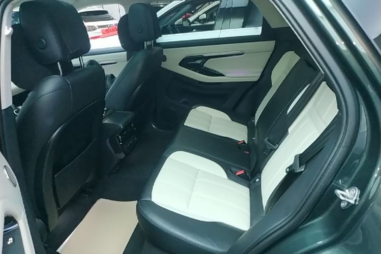 Used Land Rover Range Evoque 2022 Range Rover L 249 PS R-Dynamic HSE Luxury Edition Left Rear Seat