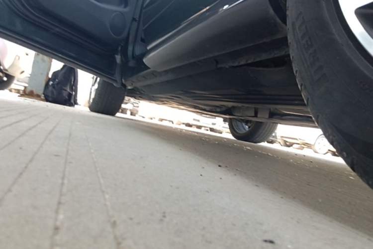 Used Land Rover Range Evoque 2022 Facelifted Aurora L 249 PS R-Dynamic Luxury Edition Left Side Sill