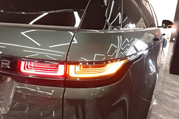 Used Land Rover Range Evoque 2022 Facelifted Aurora L 249 PS R-Dynamic Luxury Edition Right Rear Taillight