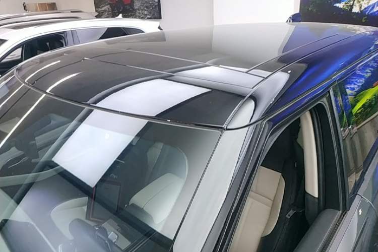 Used Land Rover Range Evoque 2022 Range Rover L 249 PS R-Dynamic HSE Luxury Edition Roof