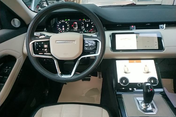 Used Land Rover Range Evoque 2022 Range Rover L 249 PS R-Dynamic HSE Luxury Edition Steering Wheel